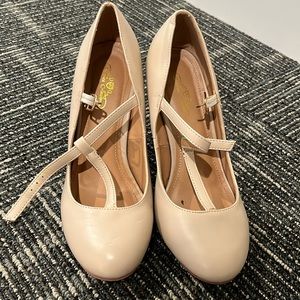 Journee Collection high heels